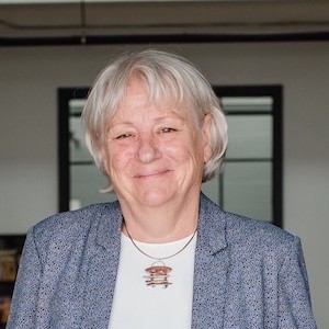 MME Carolle Mathieu